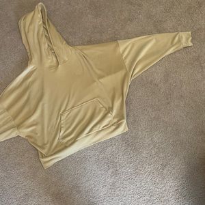 Long sleeved hooded shirt